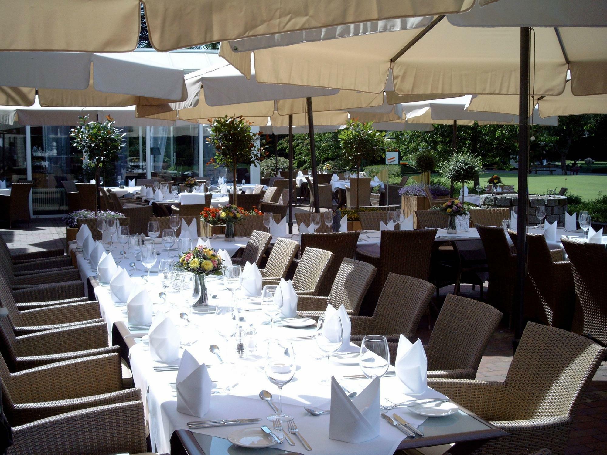 Ahauser Land & Golfhotel Alstatte Екстер'єр фото